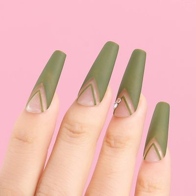 AIMEILI Soak Off UV LED Gel Nail Polish - Kale (073) 10ml