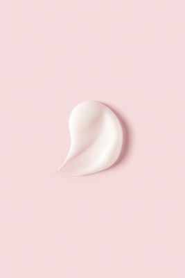 Ouidad Advanced Climate Control Styling Cream, 5.7 fl oz, Featherlight Curl Cream for Curly Hair, Shiny, Hydrated & Frizz-Free Curls, Sulfates, Parabens & Cruelty-Free Curly Hair Products
