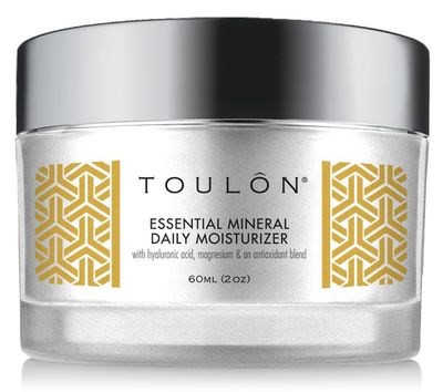 TOULON Face Moisturizer Day Cream for Women with Hyaluronic Acid, Essential Minerals &amp; Antioxidants