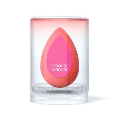 Beautyblender | Beautyblusher Mid-Sized Beauty Blender Makeup Sponge for Cream & Powder Blush, Super-Soft Foam, Made in USA, Reusable, Washable, Streak Free Application, Vegan, Cruelty Free