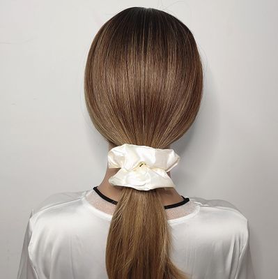 Sufermoe 6 Pcs Satin Silk Hair Scrunchies, 6 Classic Colors, Soft Hair Ties, Fashion Hair Bands, Hair Bow Ropes, Hair Elastic Ponytail Holders for Women and Girls, 4.5 Inch