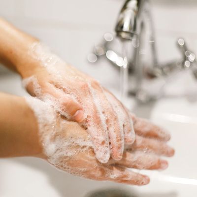 Dial-724702 Gold Antbacterial Liquid Hand Soap, Pump, 12/7.5oz (Pack of 12)