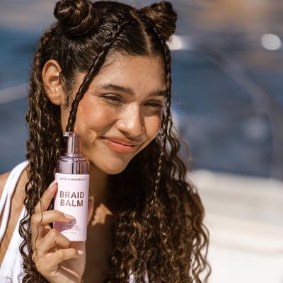 The Beachwaver Co. Braid Balm Pre-Braid Prep - Frizz-Taming Hair Primer Foam to Strengthen and Reduces Flyaways - Create Heatless Curls with Braids - Great for All Hair Types (4 Fl Oz)