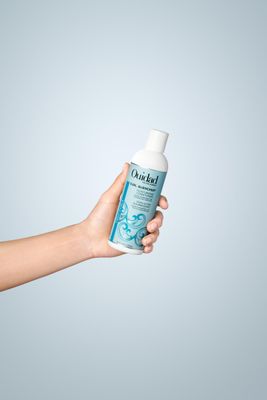 Ouidad Curl Quencher Moisturizing Conditioner - 8.5 fl oz, Curl Defining Hair Conditioner for Soft, Nourished & Hydrated Curls, Helps Repair Damage, Creamy Detangling Conditioner, For Tight Curls