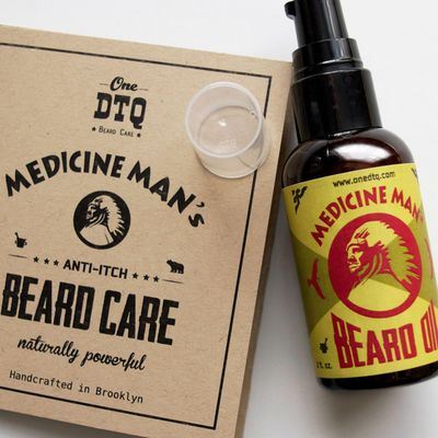 Medicine Man's Anti-itch Beard Oil 2 FL OZ - 100% Natural &amp; Organic Leave-In Conditioner for Men