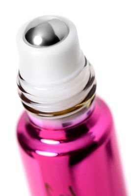Jadore - Pheromones Perfume for Women to Attract Men, Best Way to Get Immediate Male Attention (Oil Pheromone Human Concentrate 10ml)