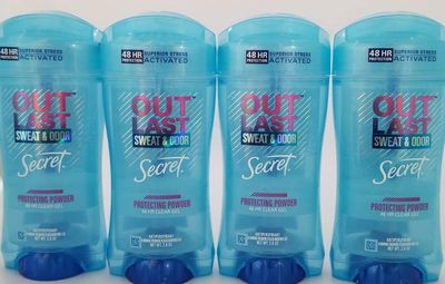 Secret Outlast Protecting Powder Scent Women&#39;s Clear Gel Antiperspirant &amp; Deodorant, 2.6 Ounce (4 Pack)