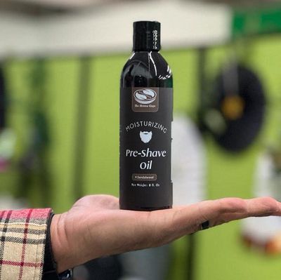 The Henna Guys 8 fl. Oz Pre-Shave &amp; Beard Conditioning Oil for Men, Sandalwood Scent, with Jojoba, Argan, &amp; Marula Oils, Free from Ammonia, Sulfate, Phthalate
