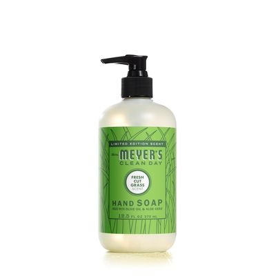 MRS. MEYER&#39;S CLEAN DAY Liquid Hand Soap, Fresh Cut Grass Scent, 12.5 Ounce Bottle