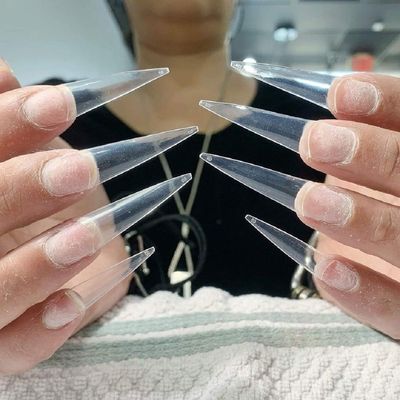 YIMART 500pcs Acrylic Medium Long Stiletto Nail Tips Easy Coffin Nails Sharp False Nail Art Tips For Nails Salon (Clear)