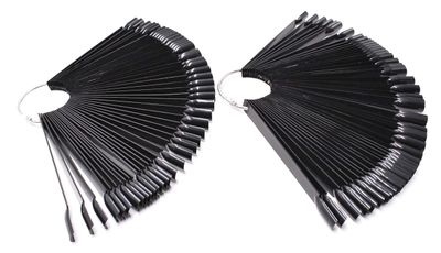2 Sets 100 Tips Fan Shape Plastic Nail Art Tips Display Polish Board Display Practice Sticks with Metal Split Ring Holder (Black)