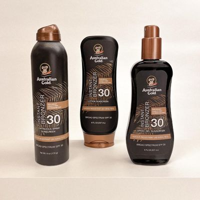 Australian Gold Spray Gel Sunscreen with Instant Bronzer SPF 30, 8 Ounce, Moisturize & Hydrate Skin, Broad Spectrum, Water Resistant, Non-Greasy, Vegan and PETA Approved, Cocoa Dreams Scent