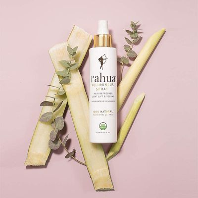 Rahua Voluminous Spray, 6 Fl Oz, Scalp &amp; Hair Refresher, Light Lift &amp; Volume Spray, Lavender Eucalyptus Aroma, 100% Natural Texture Spray with Nourishing Natural, Plant-Based Derived Ingredients