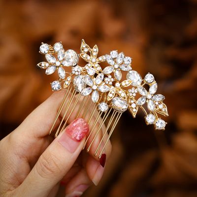 Foyte Crystal Bride Wedding Hair Comb Silver Flower Bridal Headpieces Leaf Hair Pieces Rhinestone Bridesmaid Side Combs Hair Accessories for Women (gold flower)