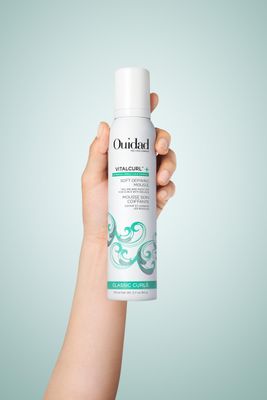 Ouidad VitalCurl+ Curl Defining Mousse, Lightweight Hair Foam, Styler for Soft, Touchable Hold, Adds Shine, Bounce &amp; Volume, For Spiral Curls