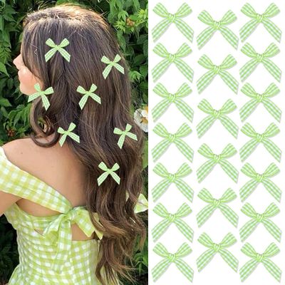 SAWINDA 20Pcs St. Patrick&#39;s Day Green Hair Bows Gingham Craft Irish Festival Mini Bows for Hair Small Bow Hair Clips Cute Bowknot Hair Ribbons Barrettes Y2K Hair Accessories for Women Teens Girls