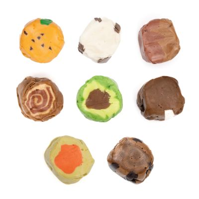Taffy Shop Fall Favorites, Salt Water Taffy - Assorted Gourmet Soft Chewy Candy, Variety Pack, Bulk Sweet Snack, Fresh Gift &amp; Gluten-Free, 35 Individually Wrapped Pieces (7oz)