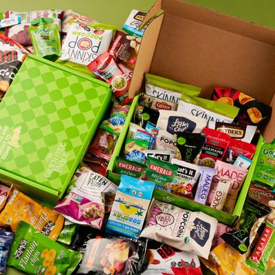 Gluten Free Palace 100 Calorie Snacks Variety Pack - Healthy Snacks Care Package - Low Calorie, Vegan Snacks, Protein Bars & Nuts - Valentines Day Snack Food Gift Basket (20 Count)