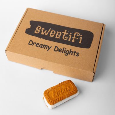 Sweetifi Turkish Delight with Biscoff Cookies, Gourmet Lokum Sandwich, Caramelized Biscuit &amp; Chewy Delight Snack, Perfect for Coffee &amp; Tea Time, 1lb (10 Pieces)