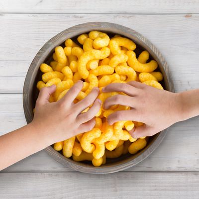 Annie's Organic Cheddar Cheesy Smiles, Baked Corn Puffs, Gluten Free, 4 oz (Pack of 12)