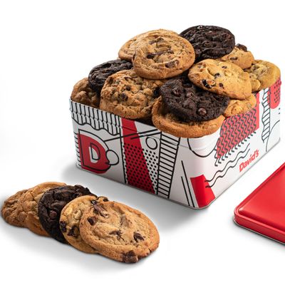 David&#39;s Cookies 2lbs Assorted Flavors Fresh Baked Cookies - Handmade and Gourmet Cookies - Delectable and Made with Premium Ingredients - Cookie Gift Basket - Great Gift For All Occasions