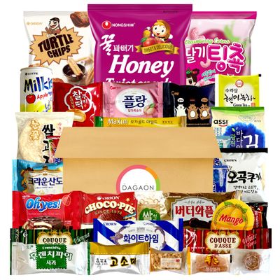 Dagaon Favorite Korean Snack Box 30 Count - Appetizing Gift and Care Package for any occasions and everyone. Variety of Korean Treats Including Top Picked Chips, Biscuits, Cookies, Pies, Candies.