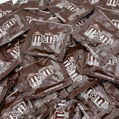 M&amp;M Bulk Chocolate Candy Packs Fun Size - 50 Pack Milk Chocolate Individually Wrapped Bags Original For Party Favor, Snacks &amp; Treats