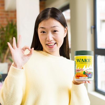 Wake Antioxidant Super Greens, Best Natural Powder Superfood, Spirulina &amp; Chlorella, Vitamin B12, Non-GMO Vegan Drink, Juice &amp; Smoothie Blend, Enzymes, Probiotics, Acai Berry &amp; Camu Camu
