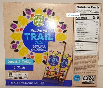 Southern Grove On The Go Trail Mix Sweet &amp; Salty 8 Pack 12oz 340g (Two Boxes)