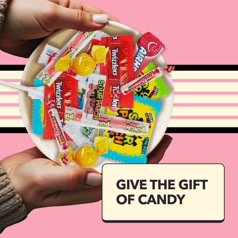 Bulk Candy Variety Pack - 4 lb - Bulk Candy Individually Wrapped - Assorted Mix - Lollipops, Hard, Fruity - Dulces - Big Bag for Party Favors