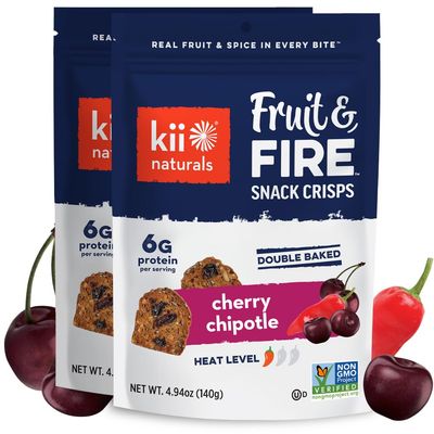 Kii Naturals Fruit &amp; Fire Snack Crisps, Healthy Snack Crackers for Cheese, Meats, Spreads, Charcuterie Boards - Non-GMO, No Preservatives, Hand-Crafted - Cherry Chipotle, 4.9 Ounce (Pack of 2)
