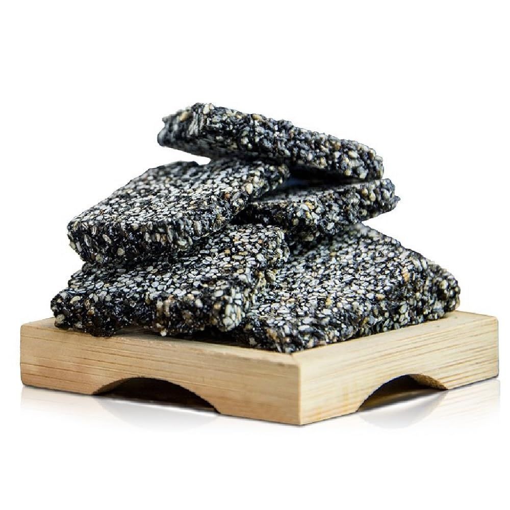Zhejiang Specialty: Traditional Handmade Black Sesame Peanut Maltose Candy 250g/8.8oz (black sesame slices)