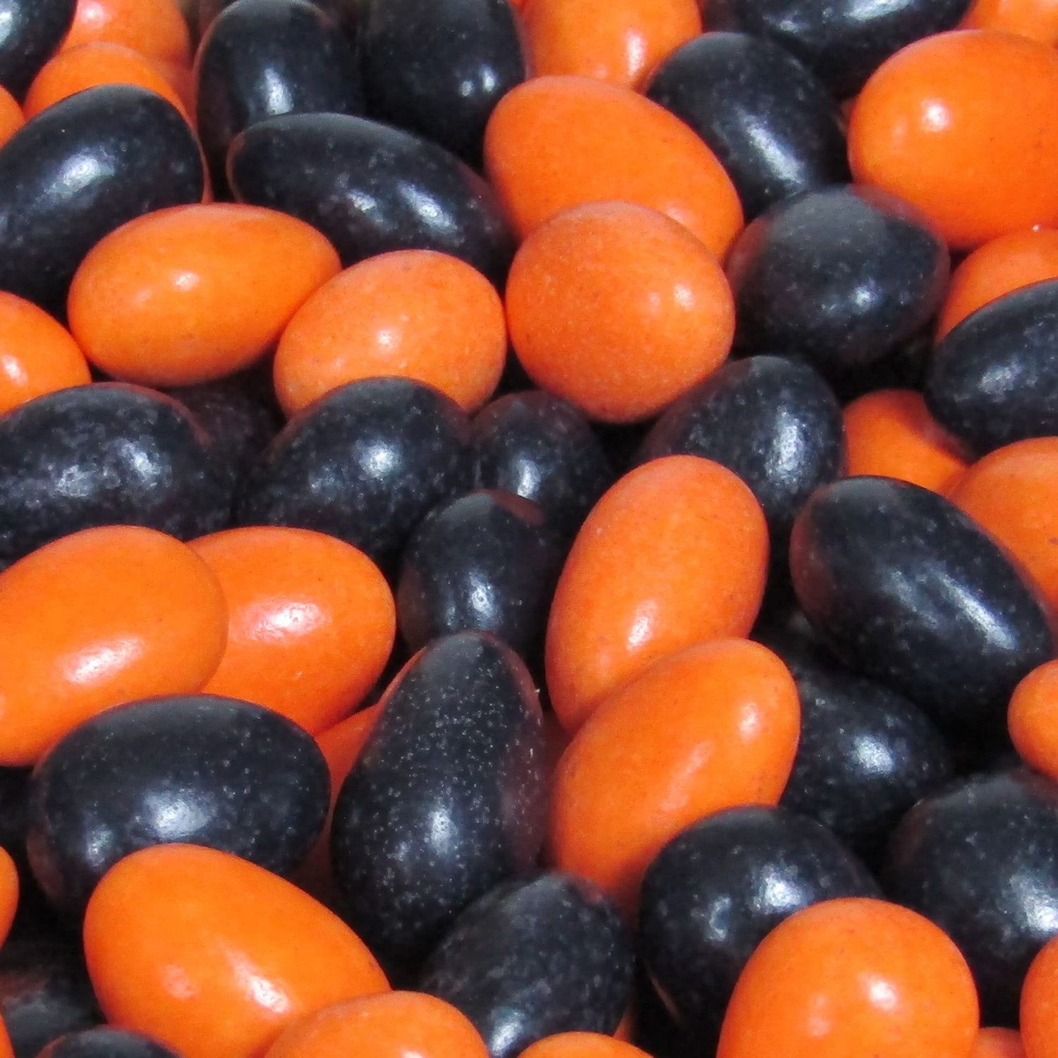 Black &amp; Orange Jordan Almonds by Its Delish, 3 LBS Bulk  Sugared Almond Nut with Sweet Hard Candy Coating - Perfect for Wedding, Bridal and Baby Showers,- USA Made, Vegan &amp; Kosher