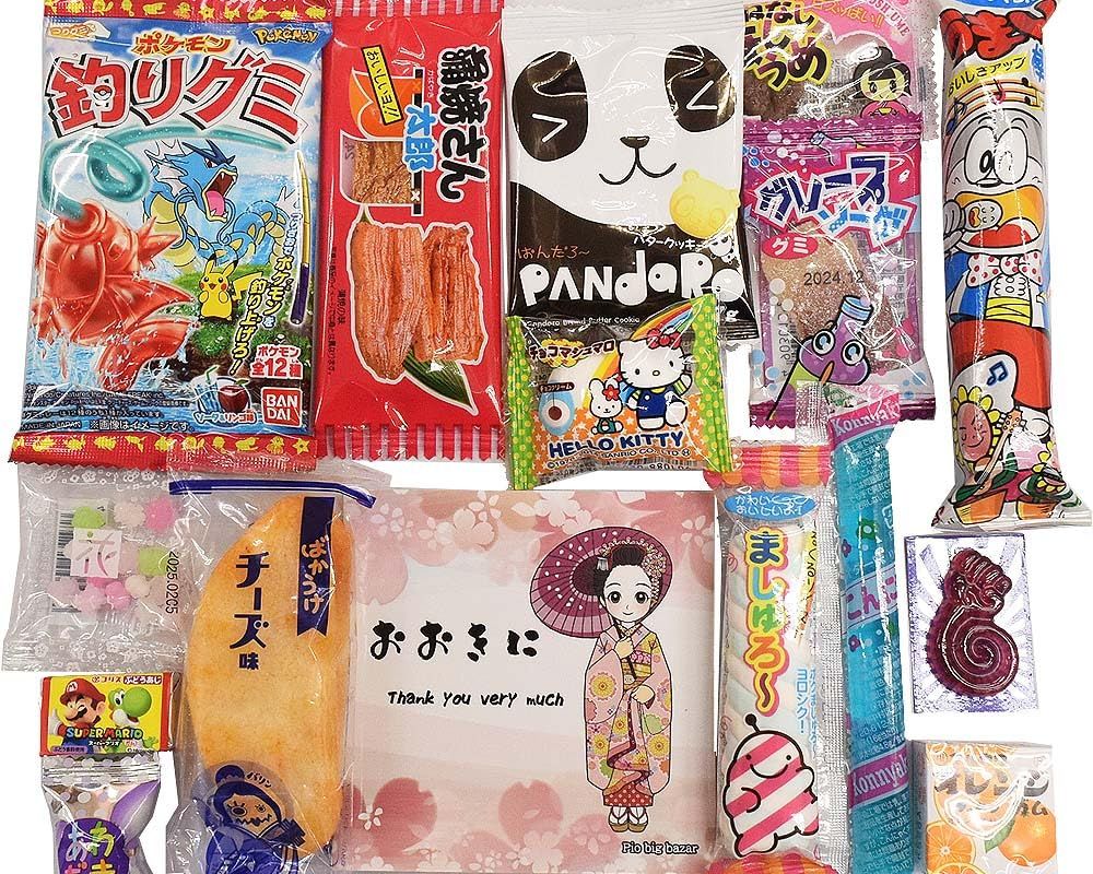 15 Japanese Snacks Assortment Gift "MAIKO" DAGASHI Set Japanese Dagashi,Gummy, Marshmallows Japanese Food With MAIKO sticker Pio big bazar