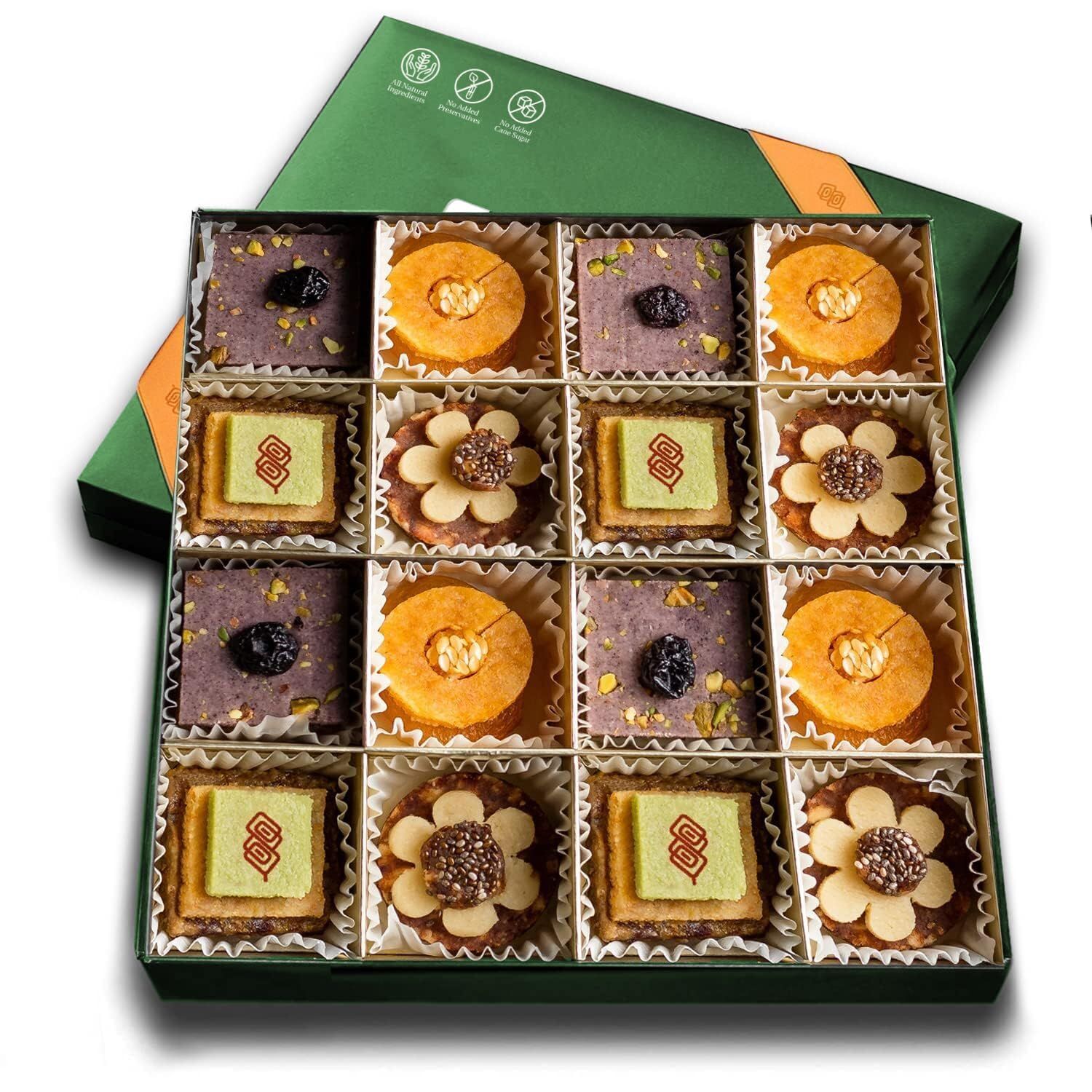 Laumire Gourmet Fruits - Superfood Parfait Collection - Square (16 Pcs) - Healthy Gift Basket - Dried Fruit Gift Basket - No Added Cane Sugar - Gluten Free - Vegan Gift Basket - Dried Fruit
