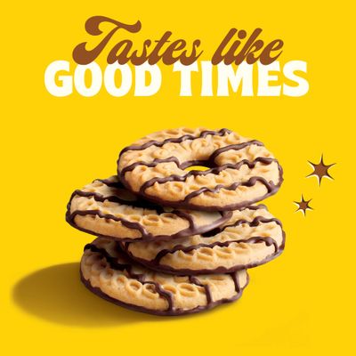 Back to Nature - Fudge Striped Cookies - Made with Quality Ingredients like Wheat Flour - Vegan and Non-GMO - Seriously Tasty Snack - 5.5 Ounce (Pack of 6)