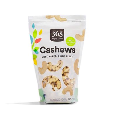 365 by Whole Foods Market, Raw Cashews, 16 Ounce