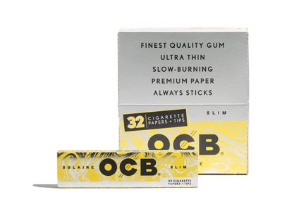 OCB Solaire Slim Size Rolling Papers with Tips, 24 Booklets 32 Papers and 32 Tips per Booklet King-Size Rolling Paper Set - 100 Natural Wood Fibers, Unbleached Paper