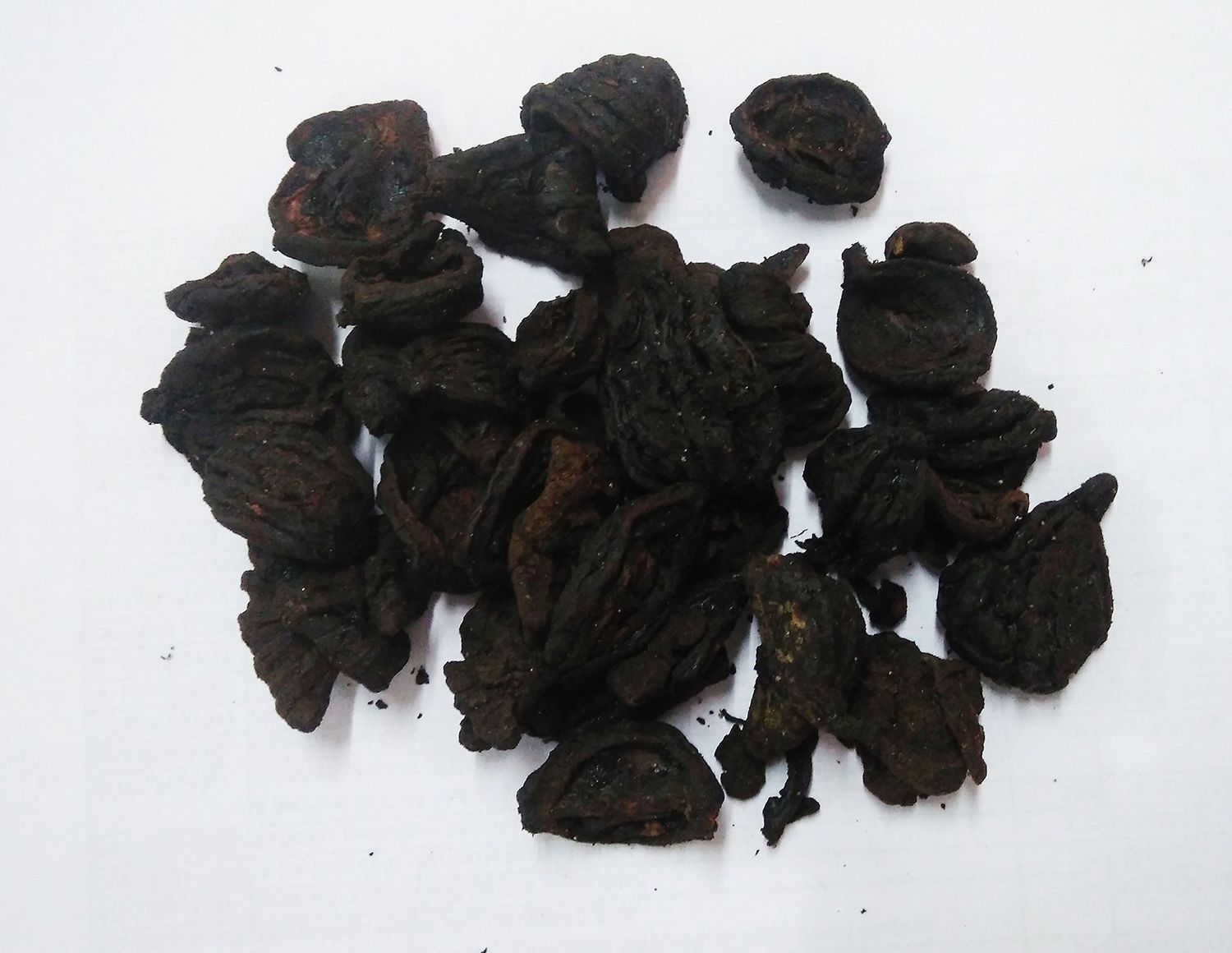 Yuktha Naturals Garcinia CambogiaGarcinia Gummi-GuttaKudam PuliMalabar Tamarind - Dried Fruit - 200g