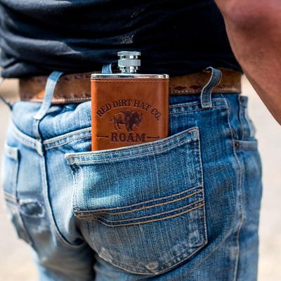 Red Dirt Hat Company Roam Cologne for Men - Fresh Masculine Fragrance with Leather Tones and Cedarwood Notes - Men's Body Spray Cologne for Everyday Wear Special Occasions - 3.4 fl oz