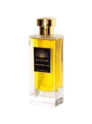 Oud Bergamot Eau de Parfum - Arabian Perfume for Men and Women Long Lasting Oud Wood, Bergamot, Pineapple, Tonka Beans, Floral Spicy Sustainably Hand Made Unisex Luxury Fragrances