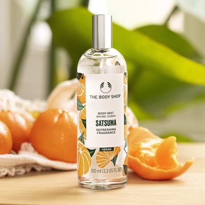 The Body Shop Satsuma Body Mist - Refreshes and Cools with a Citrus Scent - Vegan - 3.3 oz