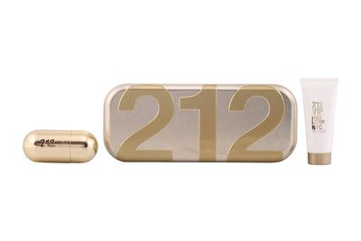 212 VIP Coffret Eau De Parfum Spray 50ml1.7oz Body Lotion 100ml3.4oz 2pcs