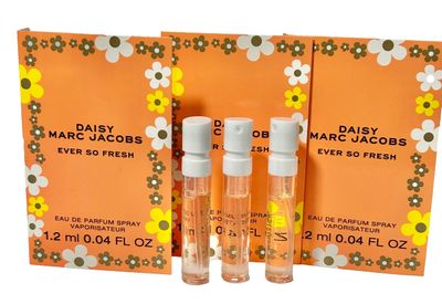Marc Jacobs Daisy Ever So Fresh Sample Women Perfume Spray 1.2 ml 0.04 oz - set of 3