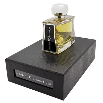 Jovoy Incident Diplomatique Eau de Parfum Spray for Men and Women (Unisex), 3.4 fl.oz. Woody, Aromatic Fragrance with Notes of Mandarin, Vetiver and Patchouli