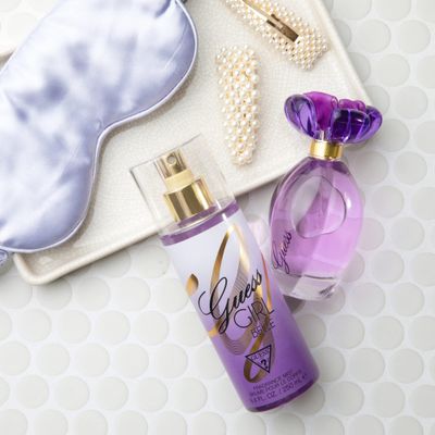 GUESS Girl Belle Eau de Toilette 3 Piece Gift Set - Perfume Spray 3.4 Fl. Oz., Travel Spray 0.5 Fl. Oz., Body Lotion 6.7 Fl. Oz.