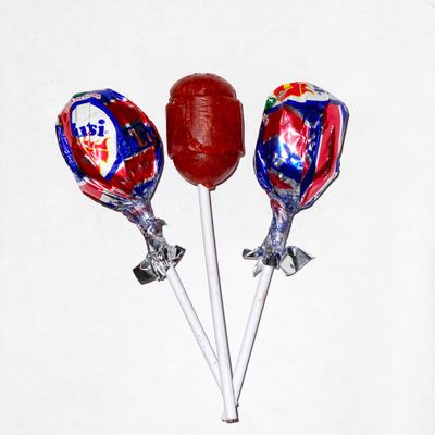 Tutsi Pop Hot Mexican Candy Pops with Cherry Flavor &amp; Chili Powder With A Tutti Frutti Gum Center, 21.2 Oz, 30Count