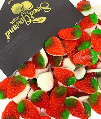 SweetGourmet Strawberries and Cream Foam Bottom Gummy Candy Halal 2 Pounds