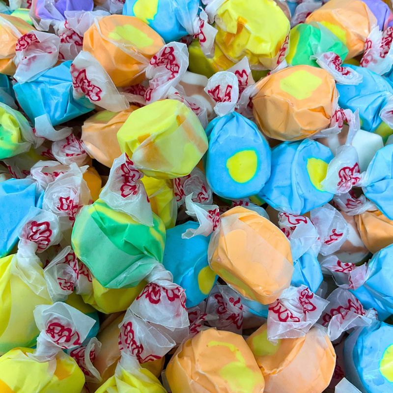 Premium Tropical Saltwater Taffy Chewy Mix Banana, Coconut, Mango, Pineapple, Tropical Punch And Passion Fruit Flavors Bulk 1 Lb Bag 60 Pieces Individually Wrapped, Nut &amp; Gluten Free Treats (16-Oz)