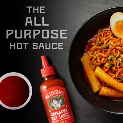 Melindas Sriracha Hot Sauce - Classic, Gourmet Sriracha Sauce Made with Fermented Red Jalapeos & Garlic - Keto, Vegan, Non-GMO and Gluten Free Hot Sauce - 12oz, 2-Pack